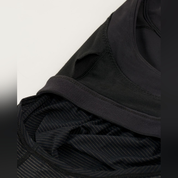 Lululemon 2-In-Run Tank in Black - Picture 8 of 13